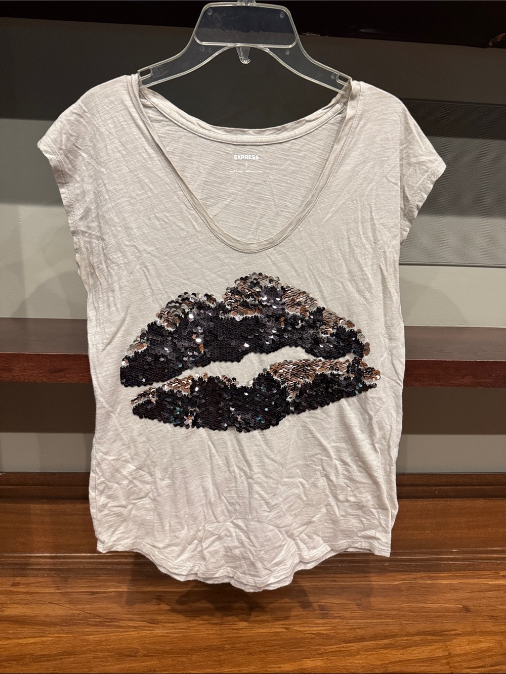 Express White Short-Sleeve Tee with Black Sequin Lip Graphic